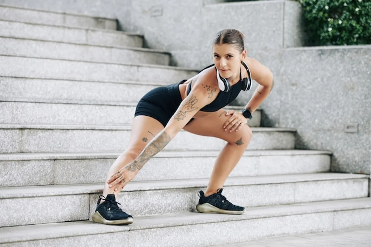 dynamic warm-up exercise outdoors