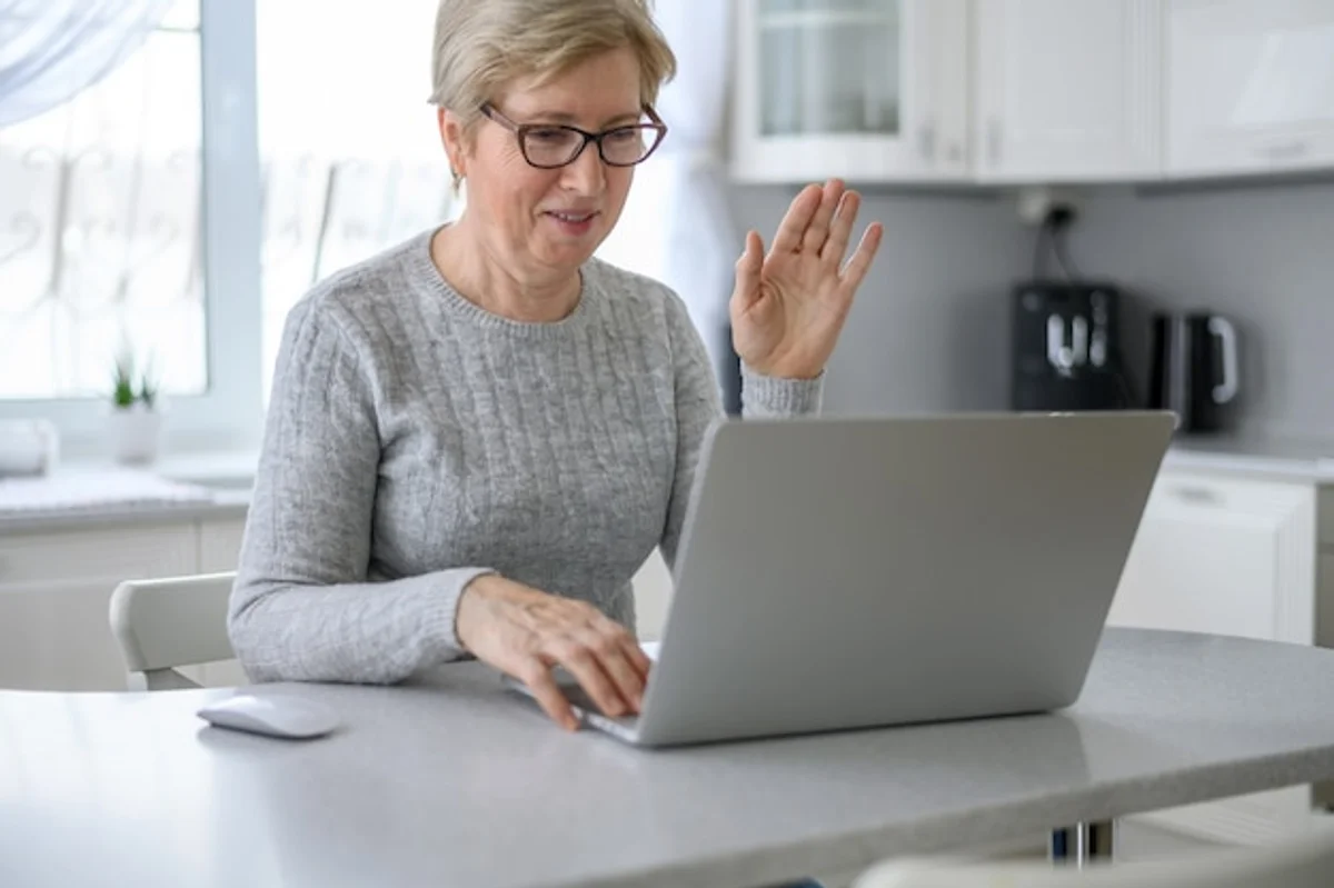 modern gadgets for seniors daily life