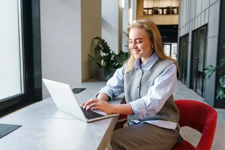 energetic office worker afternoon motivation