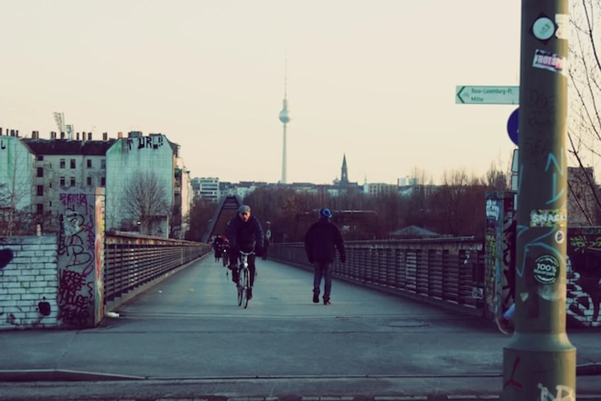 city bicycle commuter rain gear Germany