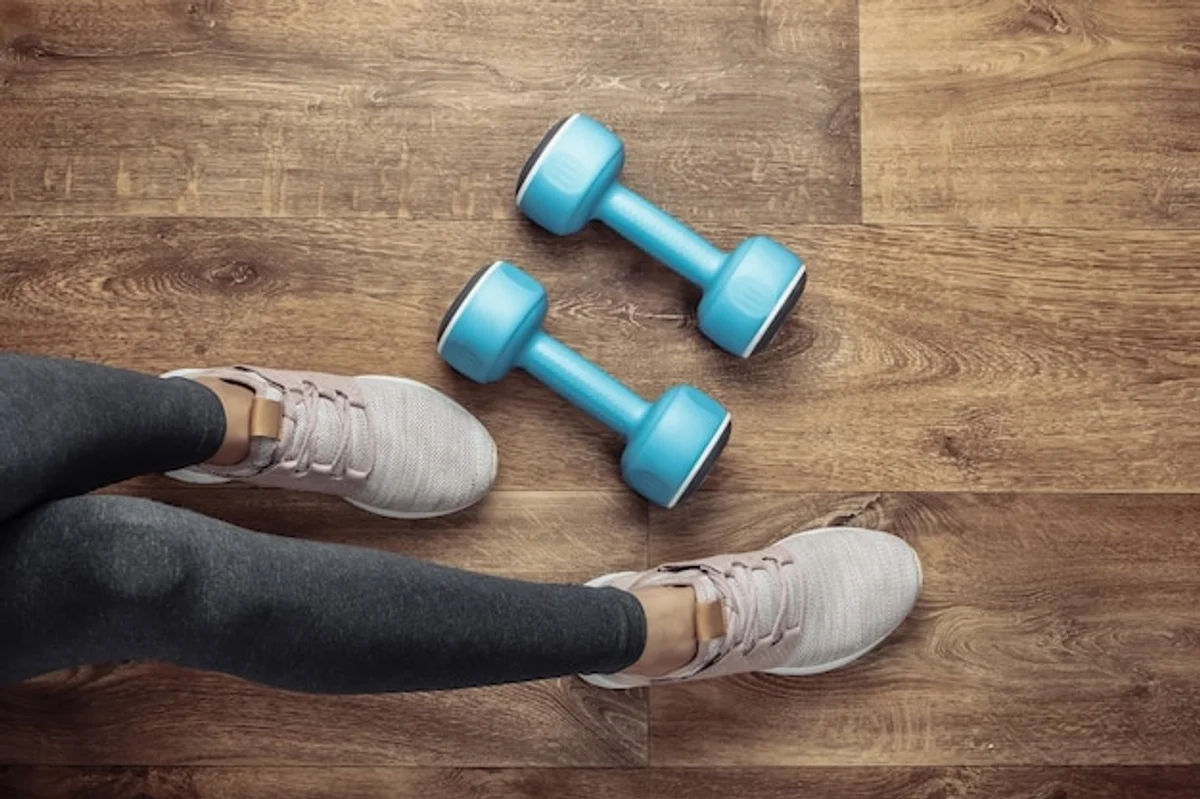 diy fitness weights with old shoes
