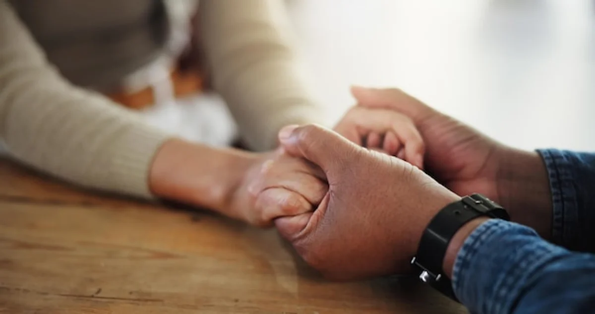 couple talking honest apology trust rebuilding