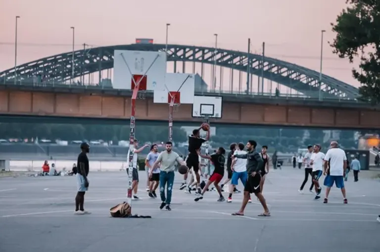 everyday fitness activities street Germany