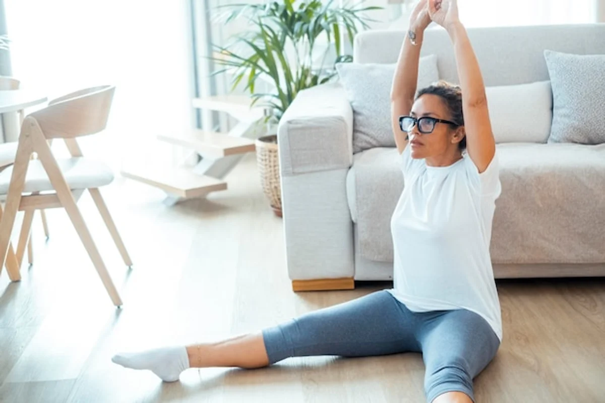 home bodyweight workout in living room