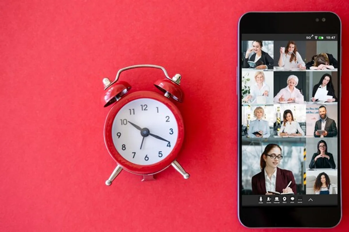 work meeting smartphone timer office workers