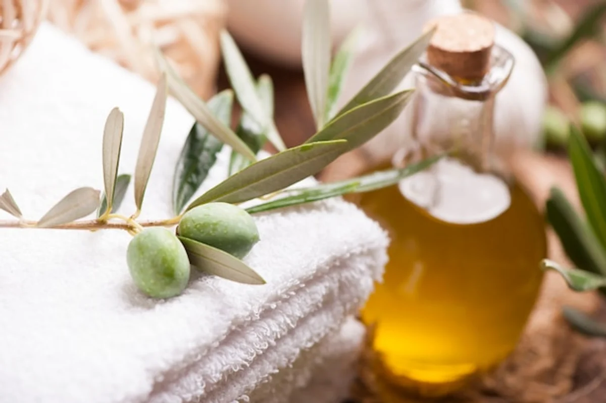 olive oil skincare close up bathroom wellness