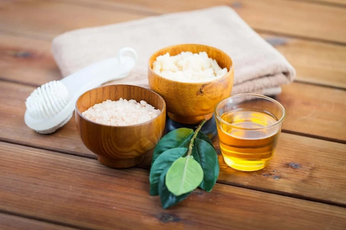 homemade olive oil sugar scrub in bathroom