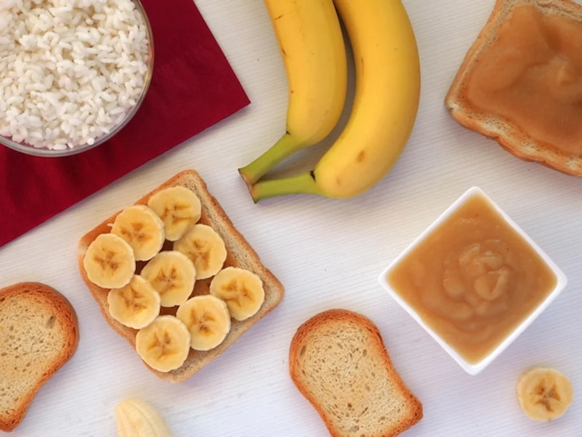 baking bread with applesauce ingredient swap