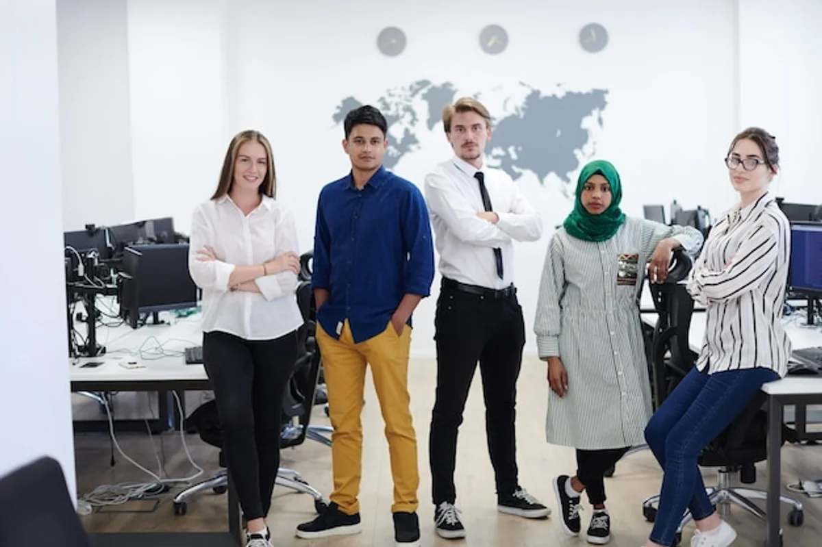 standing desk teamwork office Germany