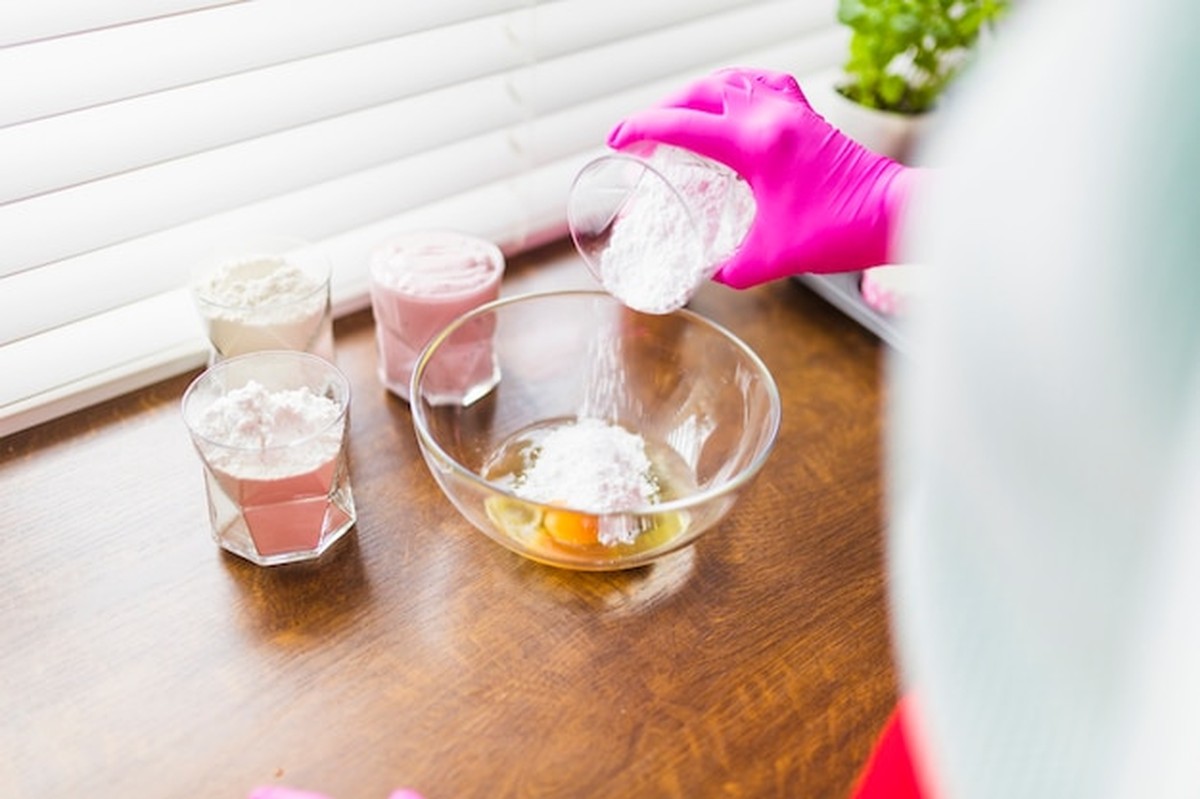 Natron im Haushalt: Das Geheimnis sauberer Winterfenster - image 1
