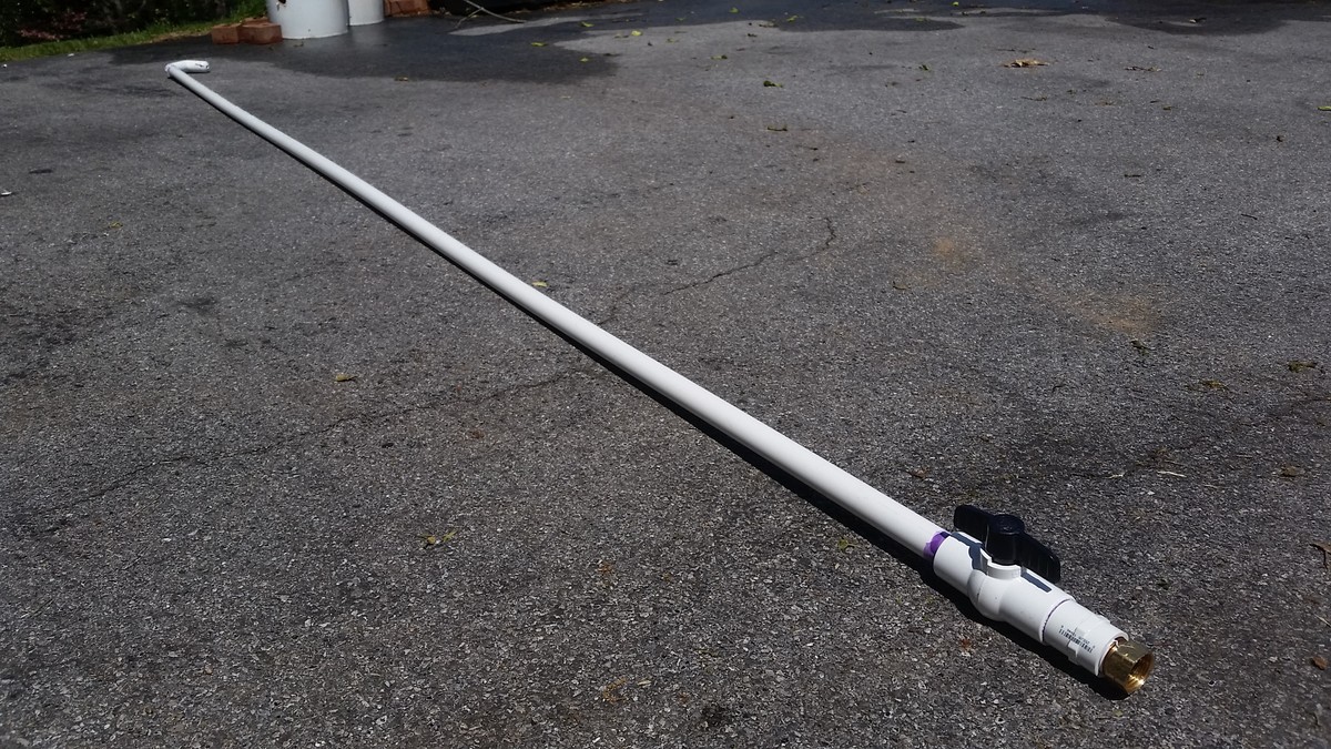 Plastikflaschen als Dachrinnen-Reiniger – das Geheimnis der Hausmeister - image 1