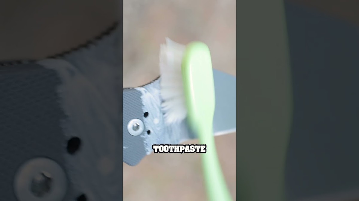 Zahnpasta auf Gartenwerkzeugen? Der Rostschutz-Trick, den Handwerker verschweigen - image 1