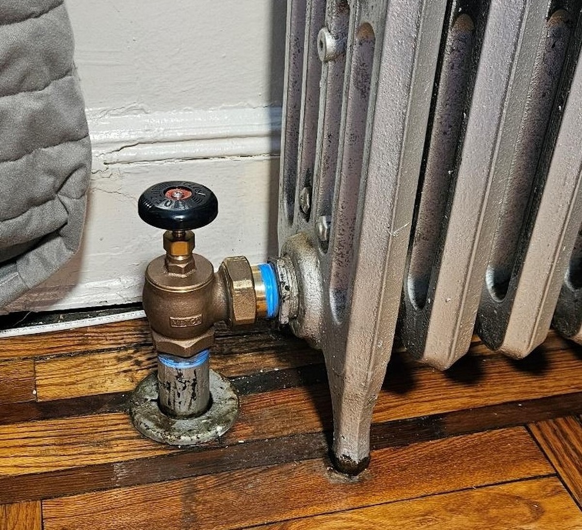 Klempner gestehen: Das eine Ventil, das Sie täglich verstellen sollten