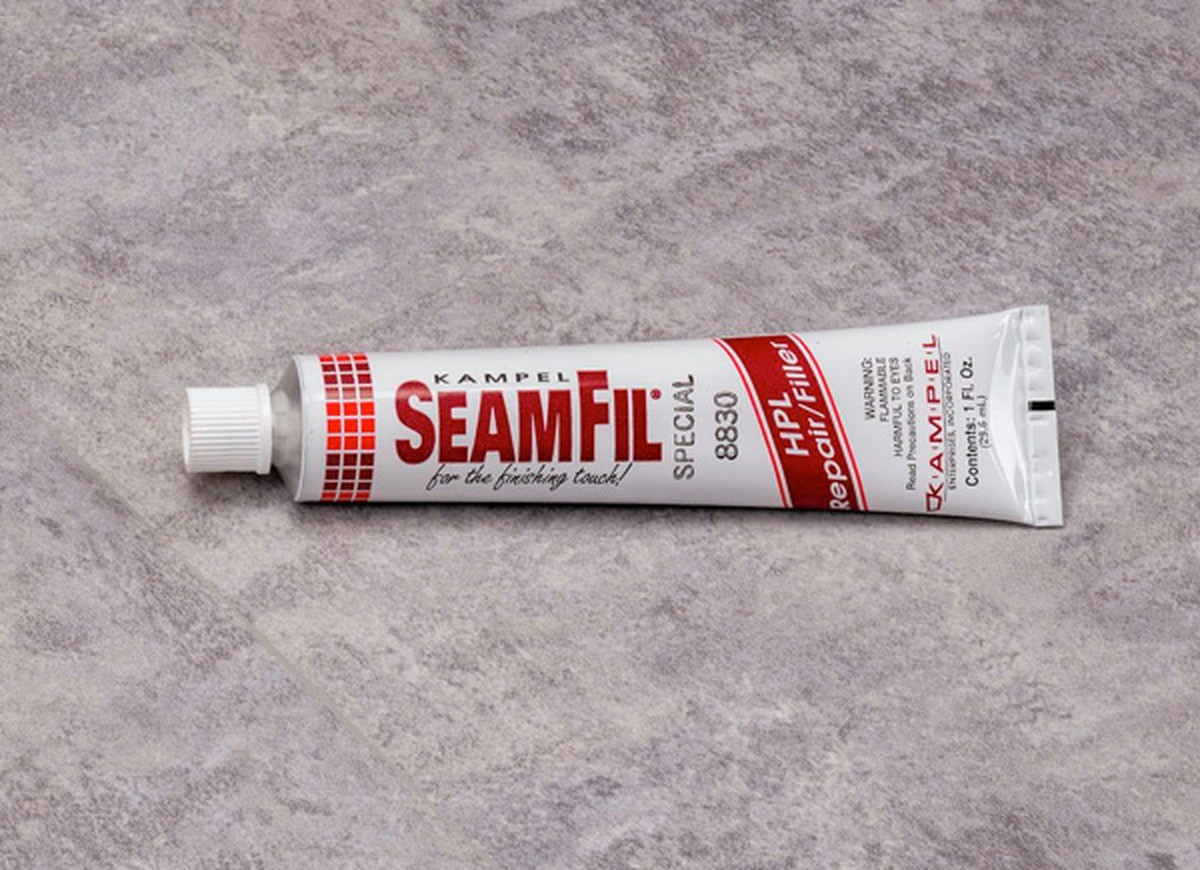 Zahnpasta auf Kratzer im Laminat: Das 3-Minuten-Wunder für jeden Boden