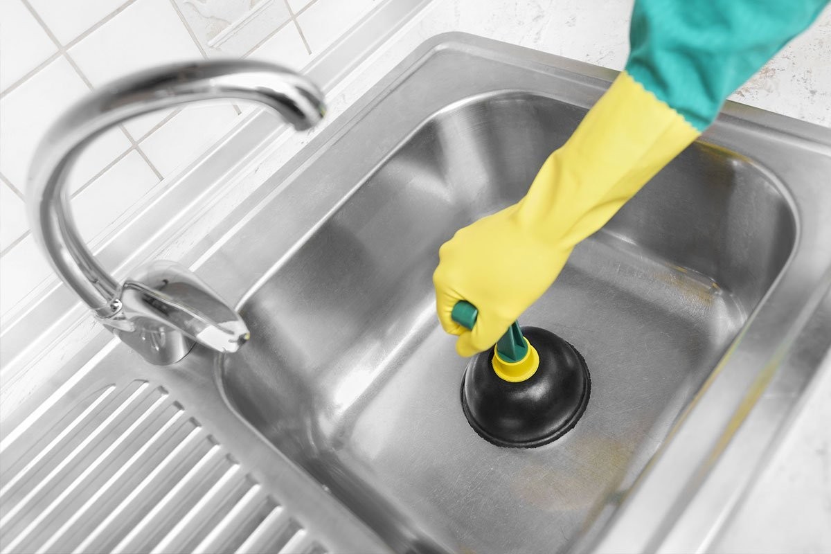 Essig und Backpulver zusammen: Das Abfluss-Wunder ohne Chemie - image 1