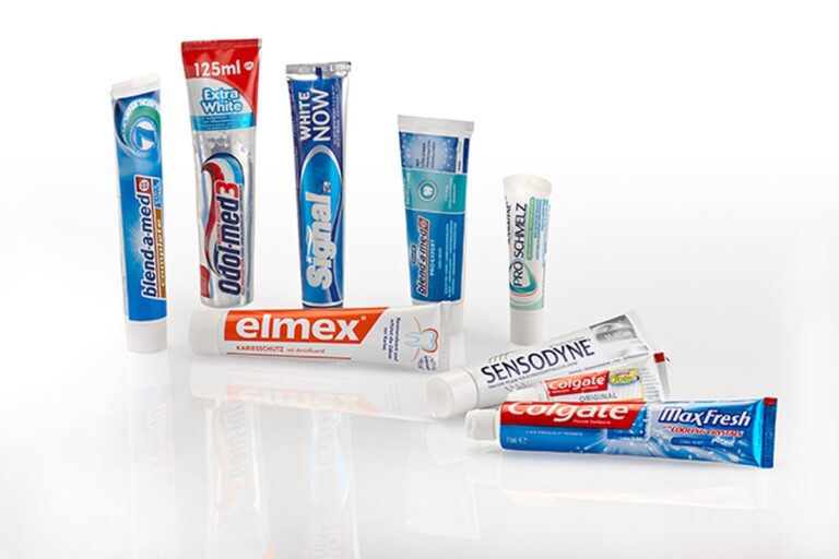 Zahnpasta auf Kratzer im Laminat – der 3-Minuten-Trick der Handwerker