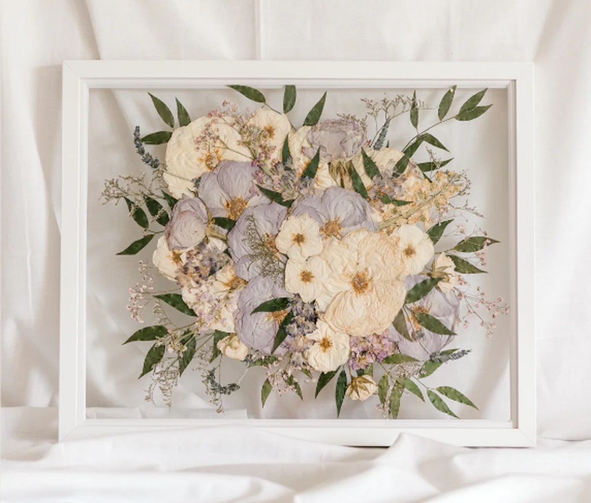 Salzwasser in der Vase: Wie Schnittblumen doppelt so lange halten - image 2